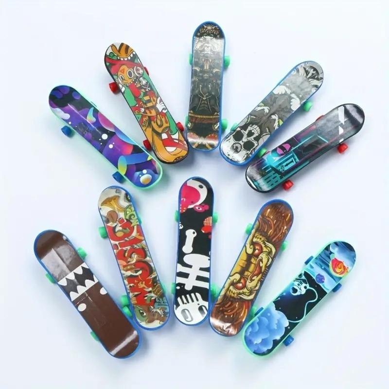 Finger Skate Toy, 10pcs set Mini Multicolor Funny Finger Skate Toy, Party Decorations for Home School Game Office